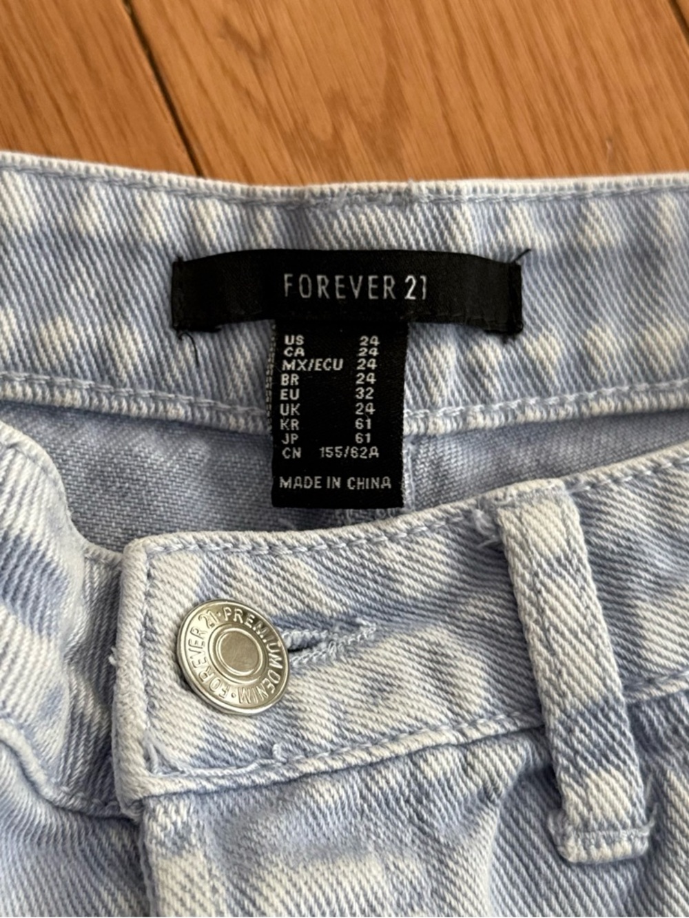 Periwinkle High Rise Straight Leg Ripped Jeans - Picture 3 of 5